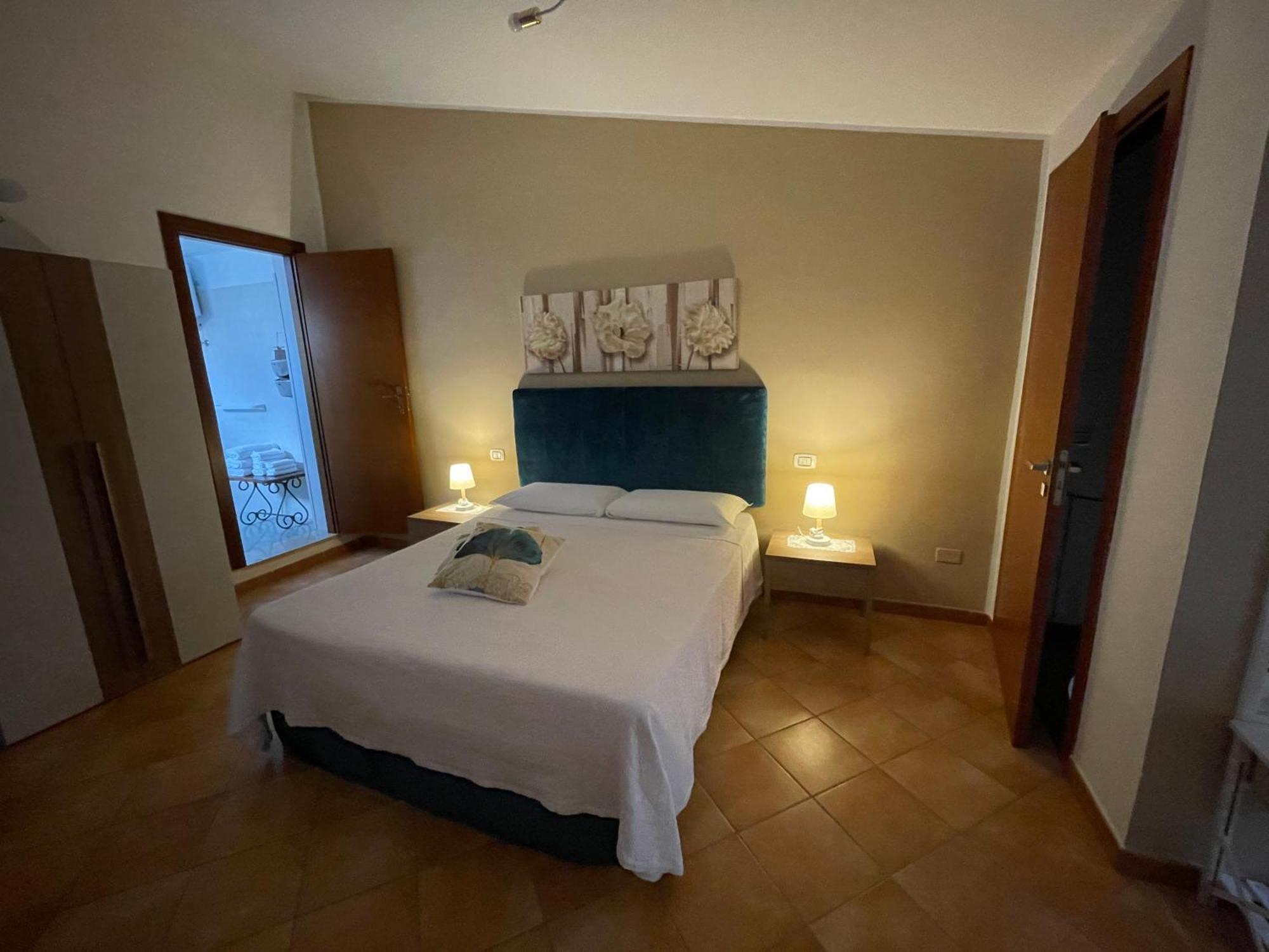 La Rosa Blu Bed & Breakfast ซานวิโต โลคาโป ภายนอก รูปภาพ